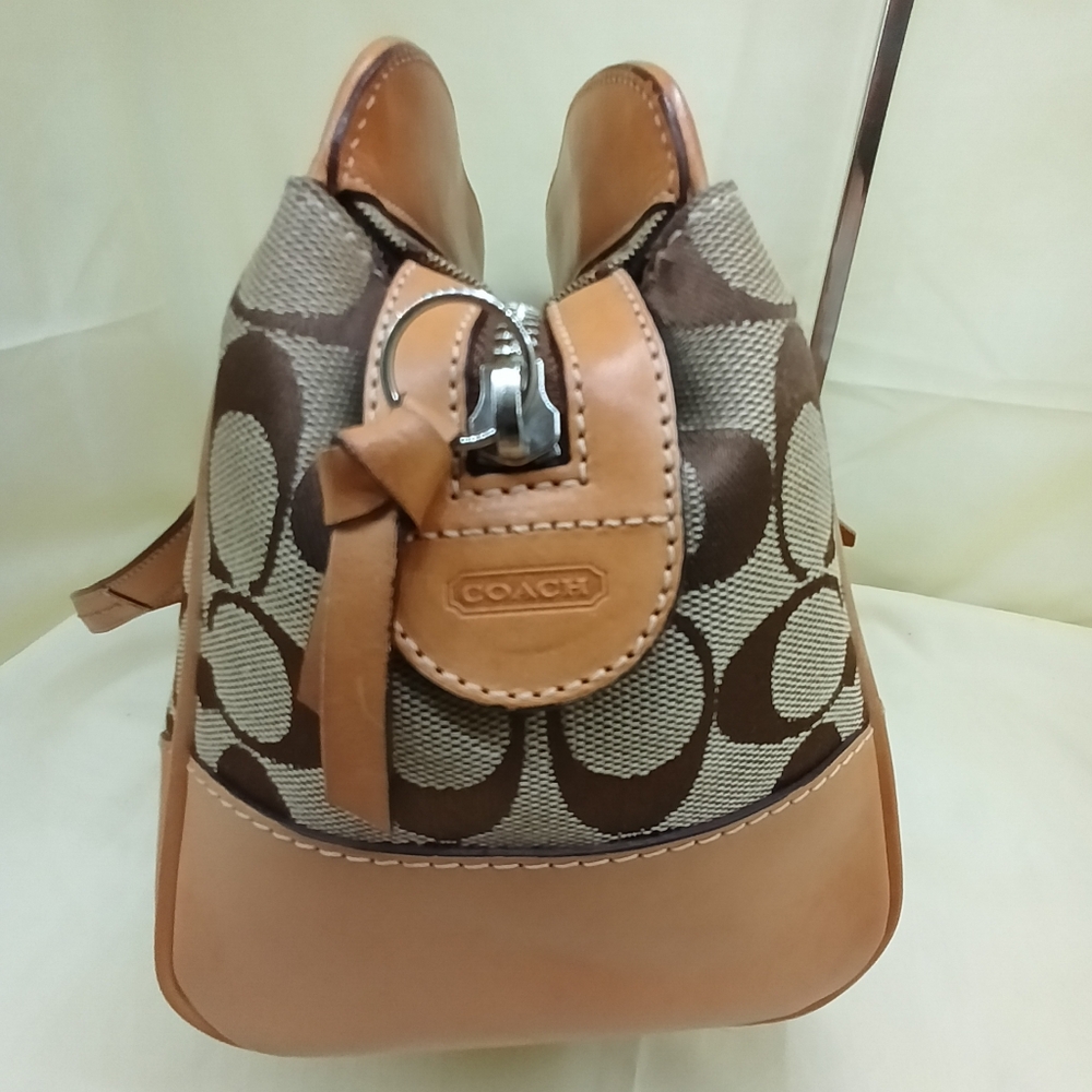 Coach Y2K Signature Hampton Tassel Satchel Handbag 6828 Coach - Picture 4 of 15